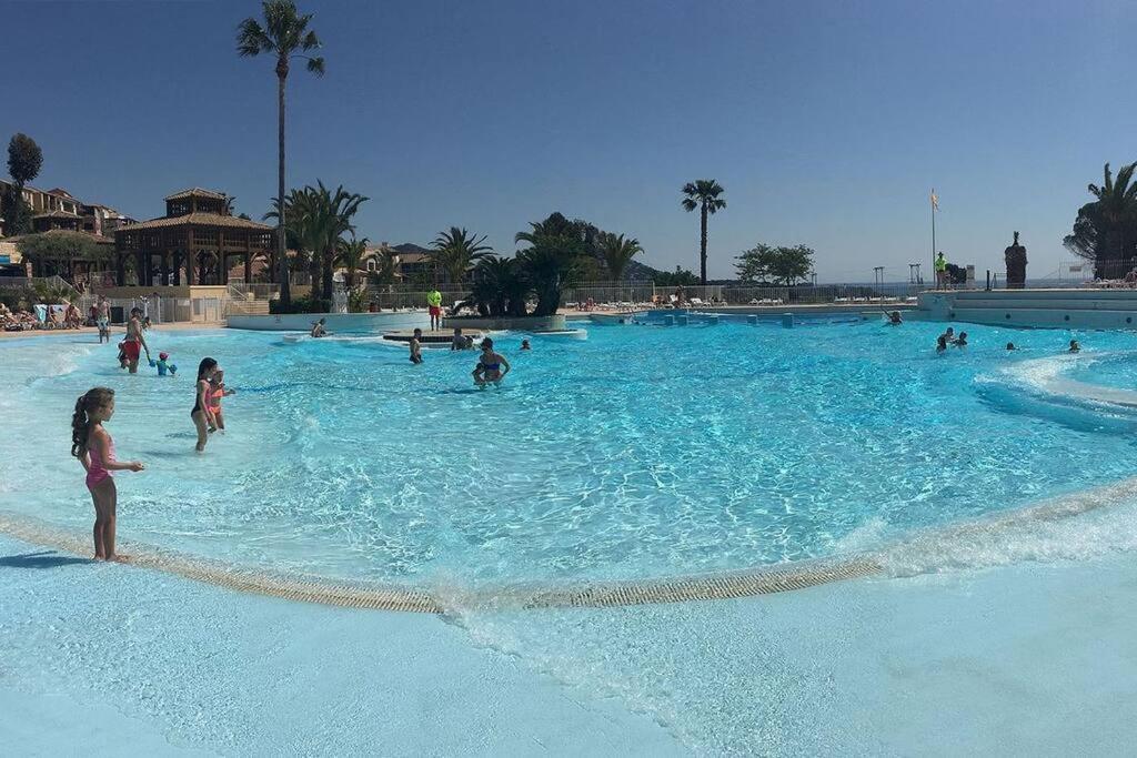 Dans Un Cadre D'Exception, Vue Mer Panoramique A Agay Cote D'Azur, Village Vacances Cap Esterel, T2 Avec Jardin, Golf, Climatisation, Wifi, 5 Piscines Saint-Raphaël Extérieur photo