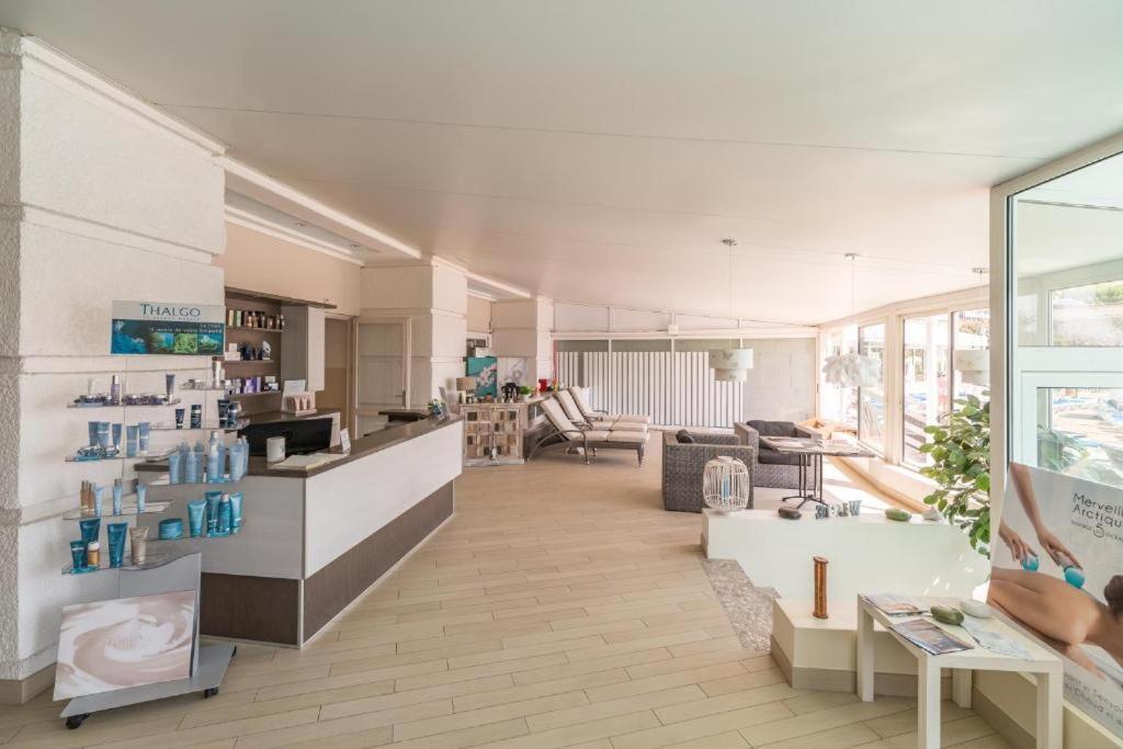 Dans Un Cadre D'Exception, Vue Mer Panoramique A Agay Cote D'Azur, Village Vacances Cap Esterel, T2 Avec Jardin, Golf, Climatisation, Wifi, 5 Piscines Saint-Raphaël Extérieur photo